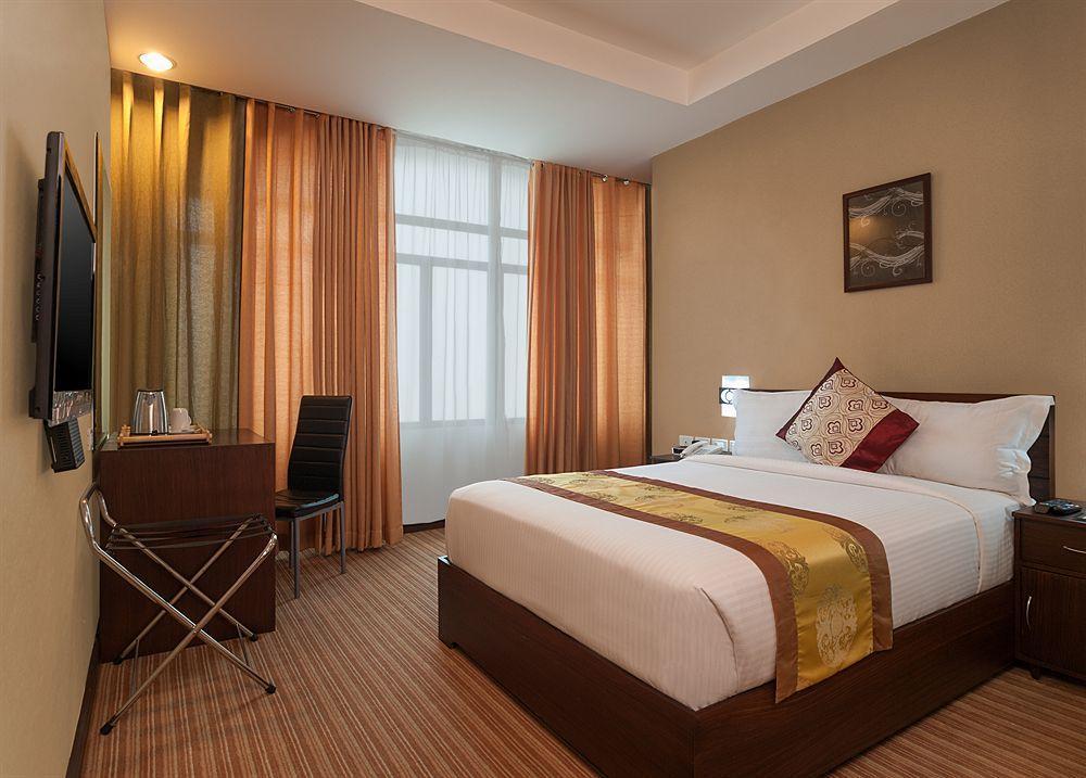 Orion Hotel มะนิลา ภายนอก รูปภาพ