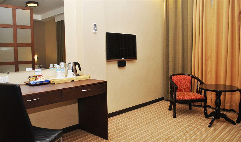 Orion Hotel มะนิลา ภายนอก รูปภาพ