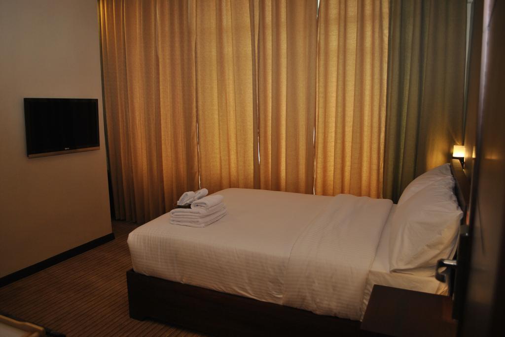 Orion Hotel มะนิลา ภายนอก รูปภาพ