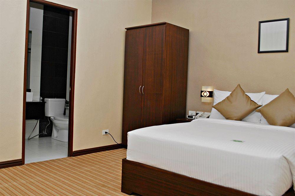 Orion Hotel มะนิลา ภายนอก รูปภาพ